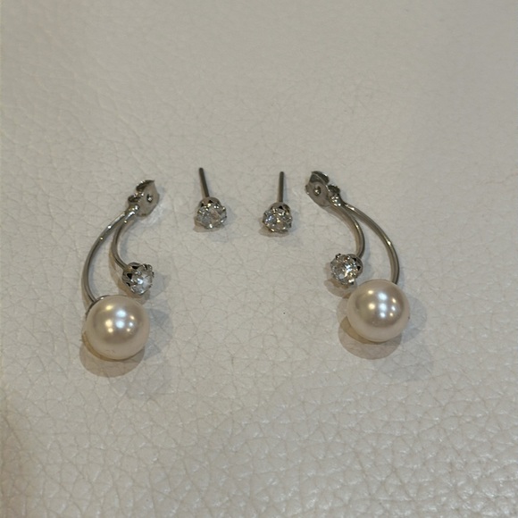 Earnings with Light Pink Faux Pearls & Rhinestone - Picture 3 of 7